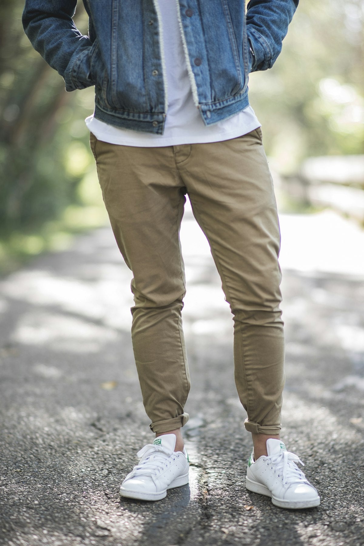 Pleated Wide Trouser