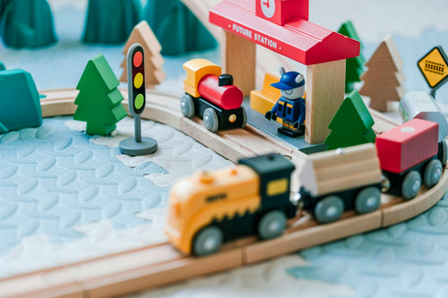 Wooden railway starter set